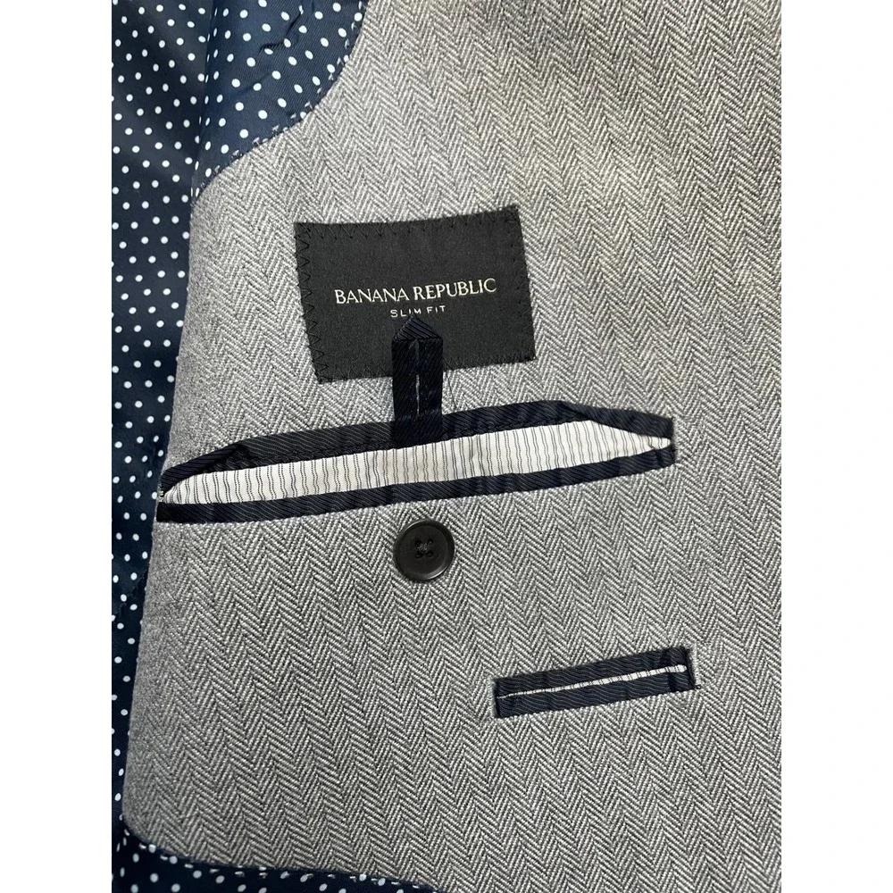 Banana Republic 44R Grey Cotton Herringbone Blazer Surg Cuffs